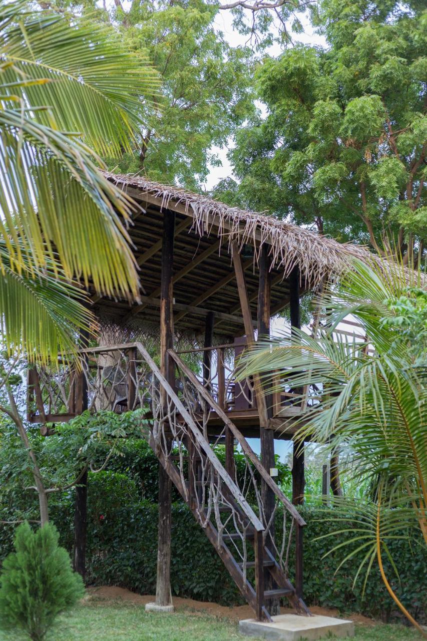 The Hideout Sigiriya Villa Exterior photo